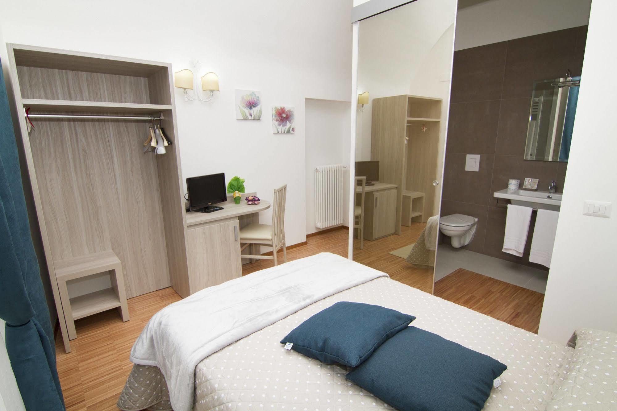 Al Bastione Relais Suite & Rooms Gravina in Puglia Exterior photo